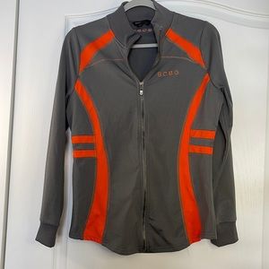 BCBG sweater size Large in EUC Grey orange